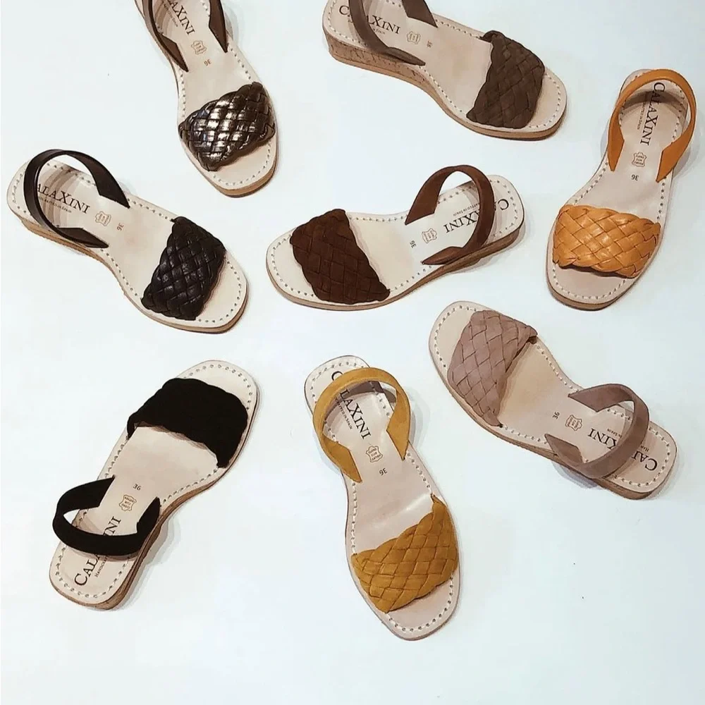 CalaXini simply perfect wedge braided suede sandals made
In Spain 37 US 6.5 - Picture 2 of 12